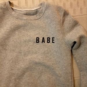 Babe sweater